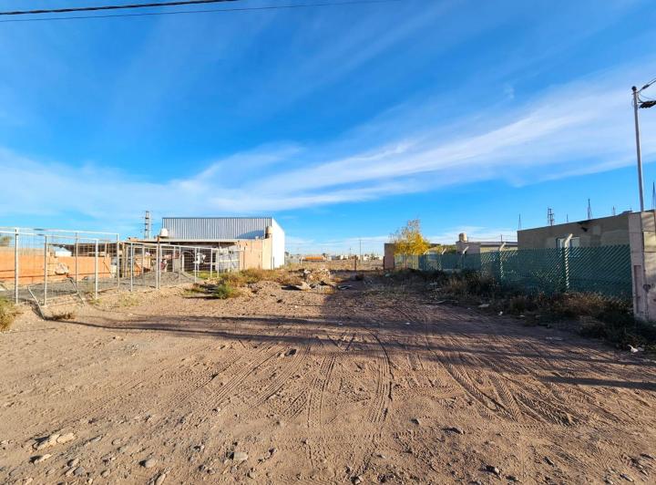 Terreno · 450m²