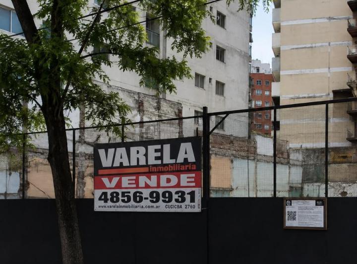 Terreno · 846m²