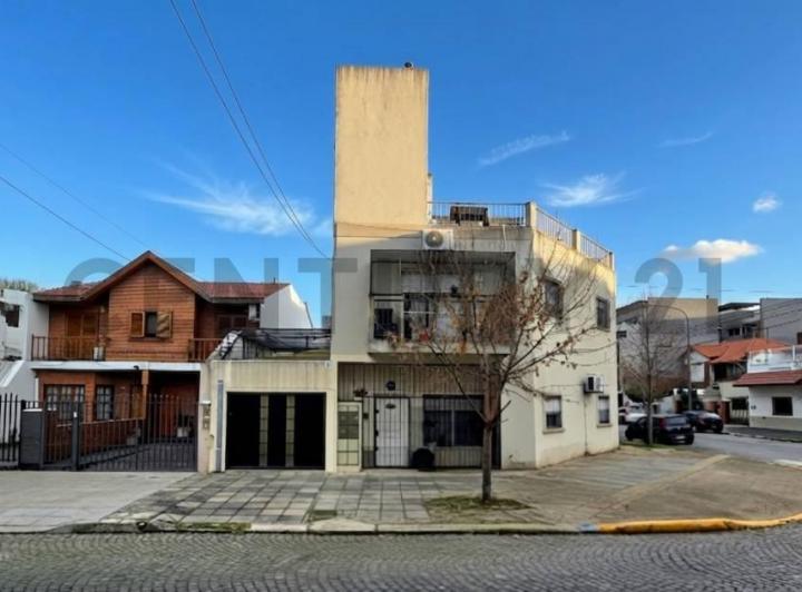 PH · 46m² · 3 Ambientes · 1 Cochera