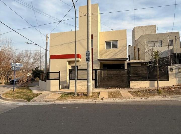 PH · 150m² · 7 Ambientes · 1 Cochera