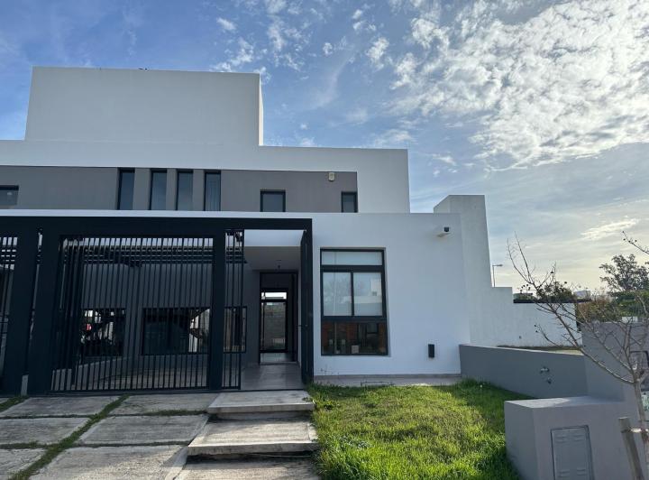 PH · 160m² · 3 Dormitorios · 1 Cochera