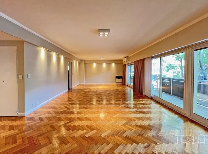 Departamento · 238m² · 5 Ambientes · 1 Cochera