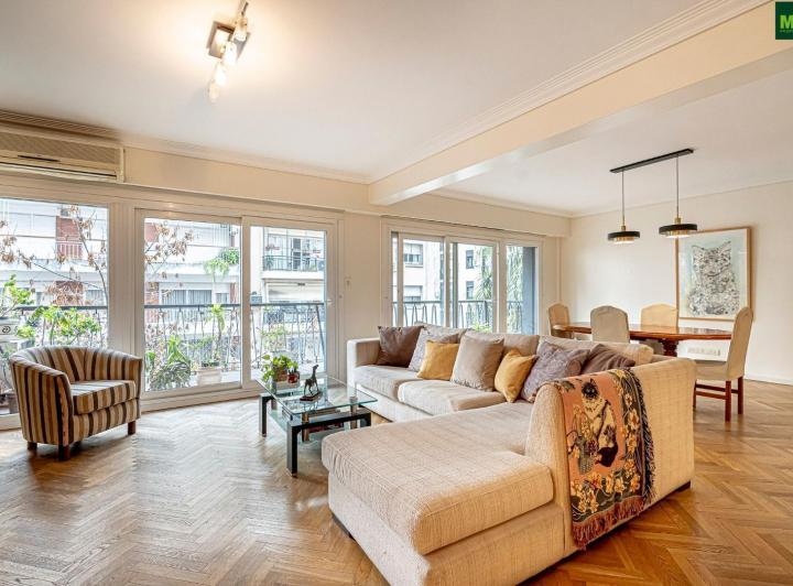 Departamento · 171m² · 4 Ambientes · 1 Cochera