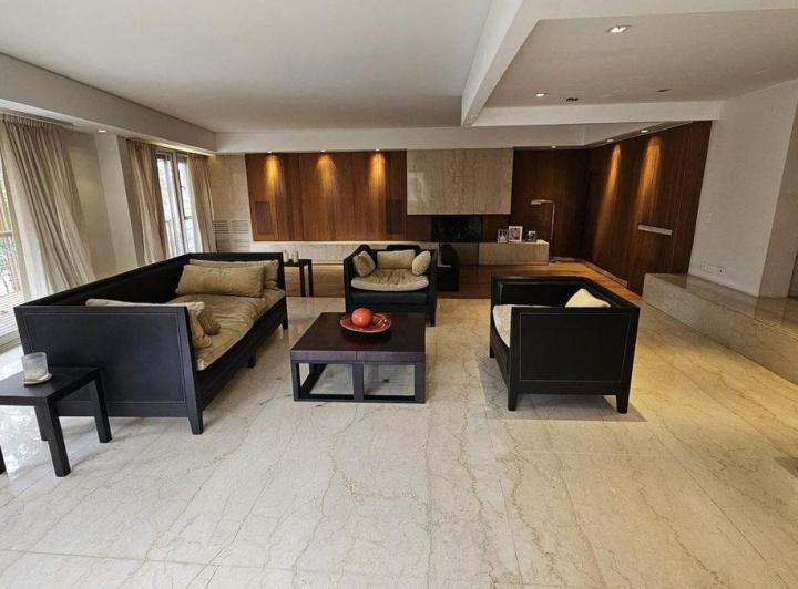 Departamento · 420m² · 8 Ambientes · 2 Cocheras