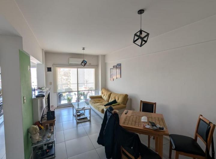 Departamento · 50m² · 2 Ambientes · 1 Cochera