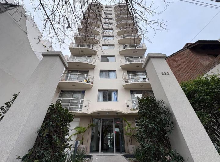 Departamento · 90m² · 4 Ambientes · 1 Cochera