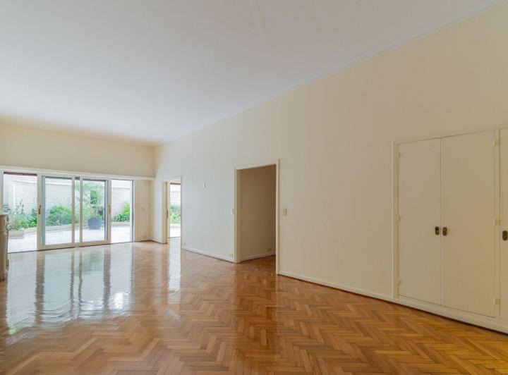 Departamento · 130m² · 4 Ambientes · 1 Cochera