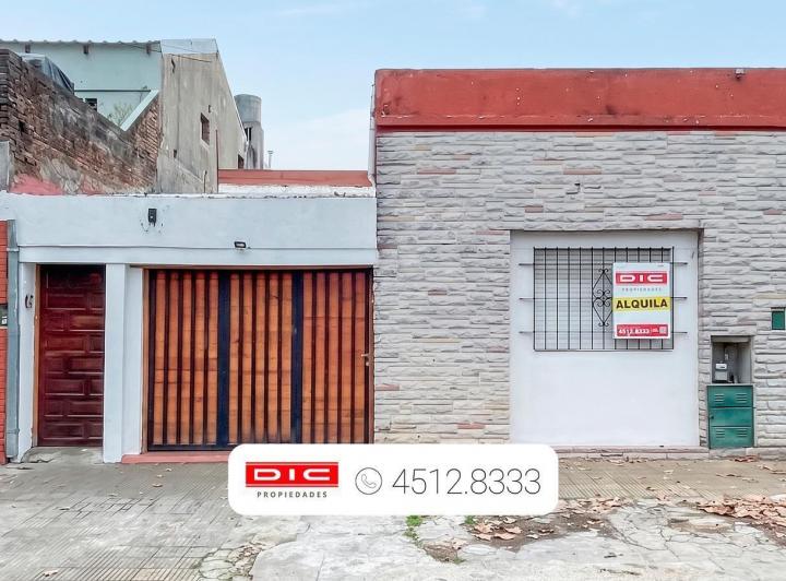 Casa · 86m² · 4 Ambientes · 1 Cochera