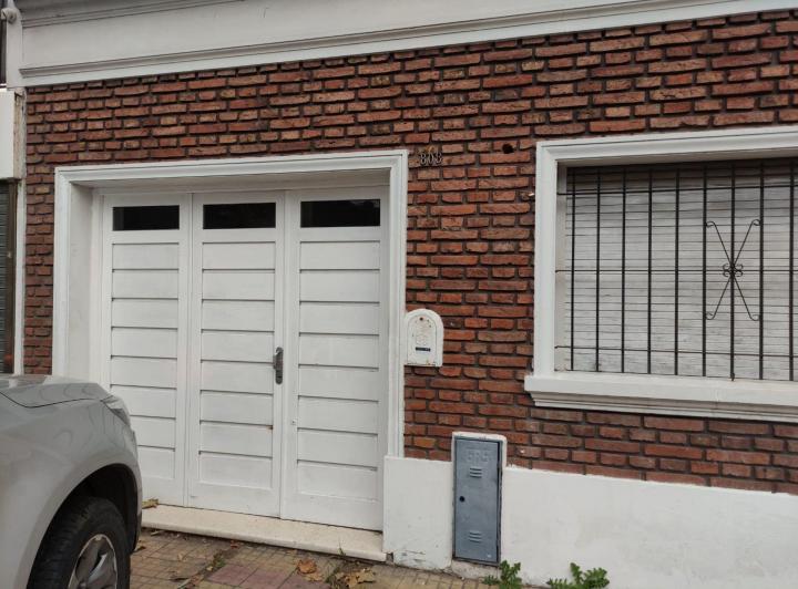 Casa · 92m² · 4 Ambientes · 1 Cochera