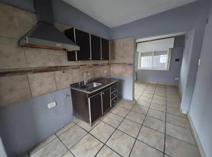 Casa · 100m² · 3 Ambientes · 1 Cochera