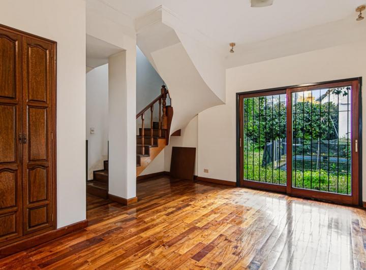Casa · 160m² · 5 Ambientes