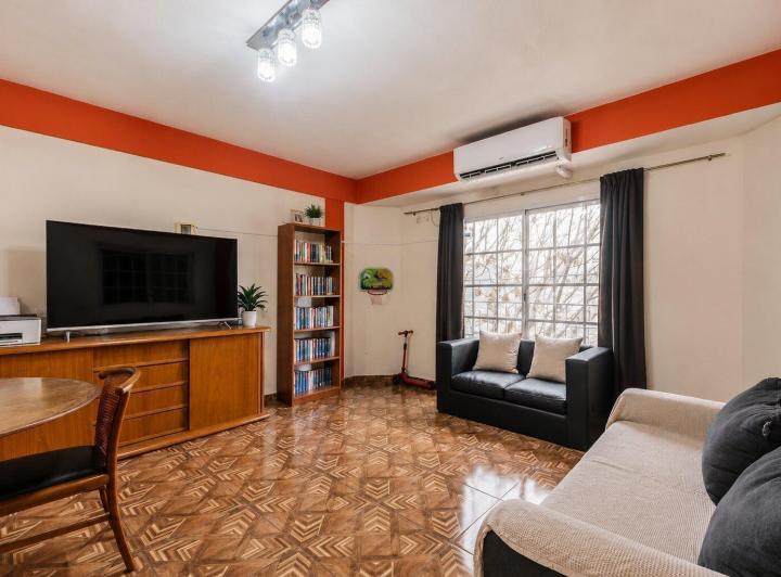 Casa · 600m² · 15 Ambientes · 2 Cocheras