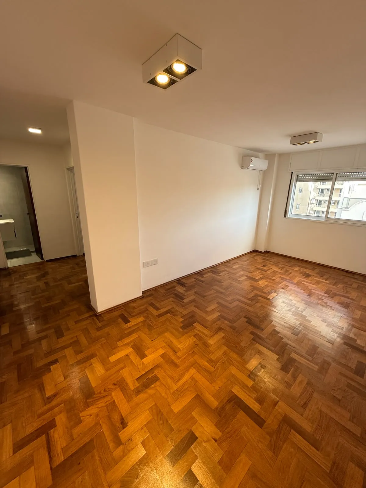 MERGER INMOBILIARIA VENDE DEPARTAMENTO DE UN DORMITORIO EN NUEVA CORDOBA TOTALMENTE RECICLADO!