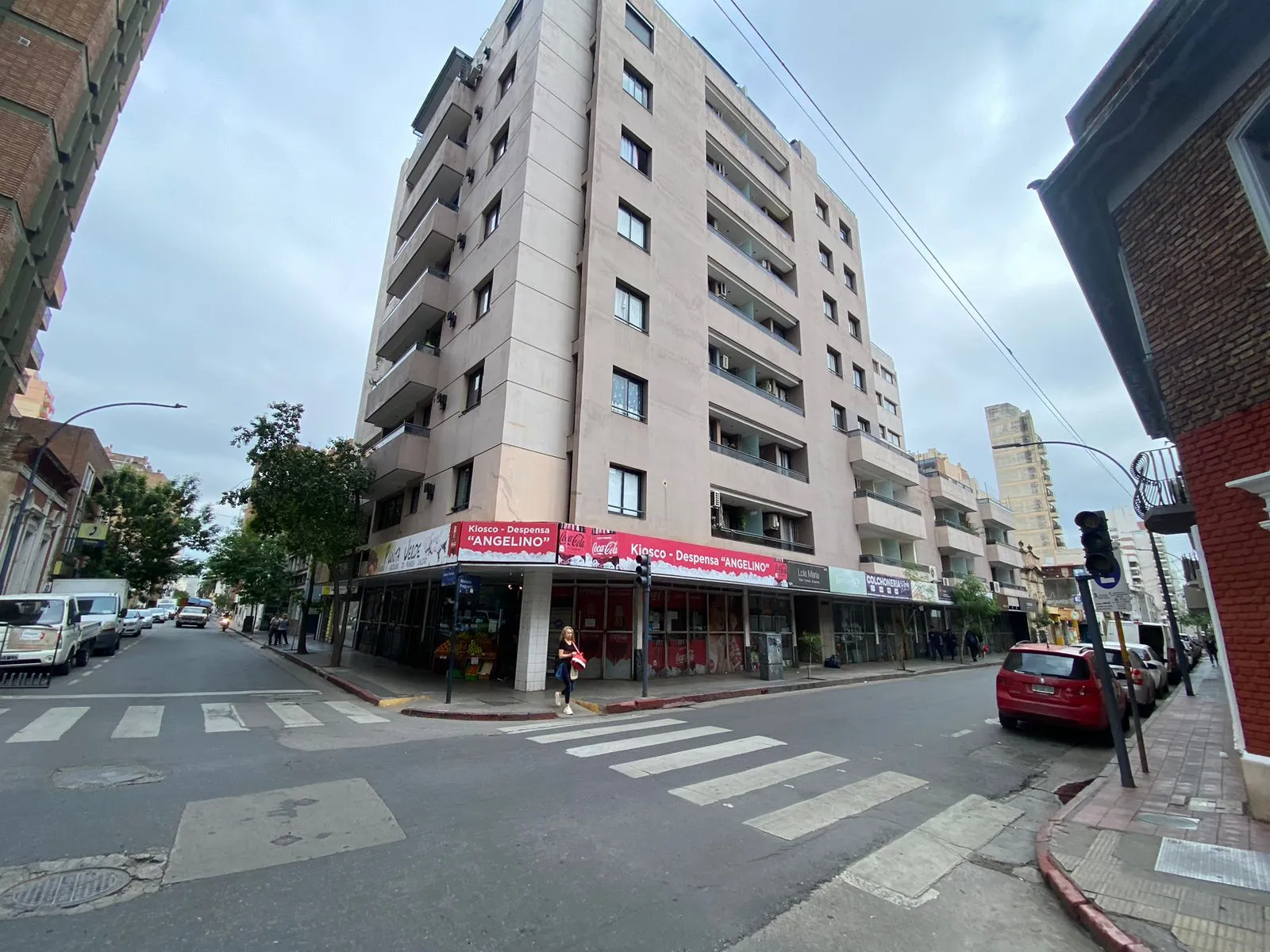 ALQUILER DEPTO 1 DORM B° ALBERDI A MTS CAÑADA