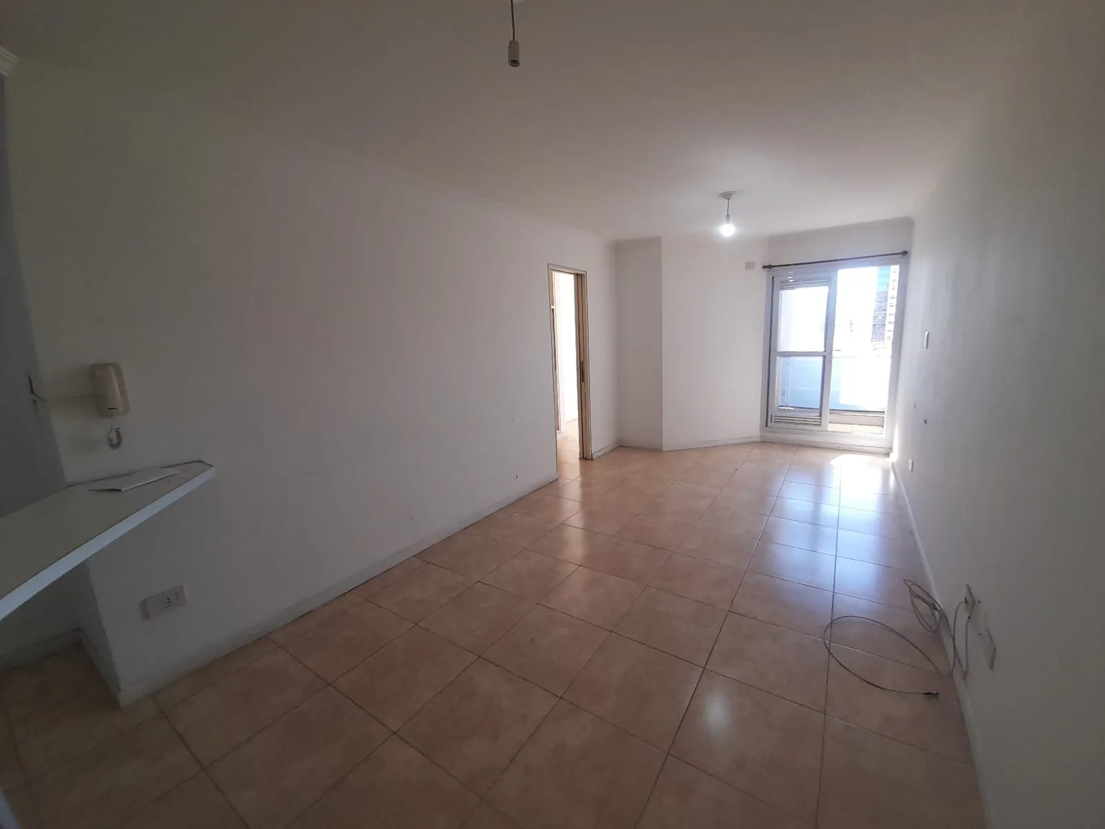 DPTO DE UN DORMITORIO, DOBLE BALCON AL FRENTE EN NUEVA CBA!