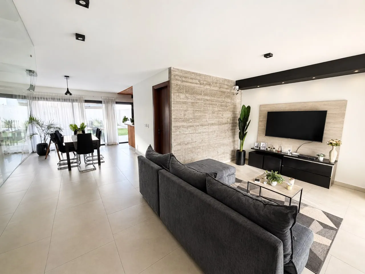 Duplex 3 Dorm. C/pileta en Barrio Cerrado La Luisita - Zona Sur