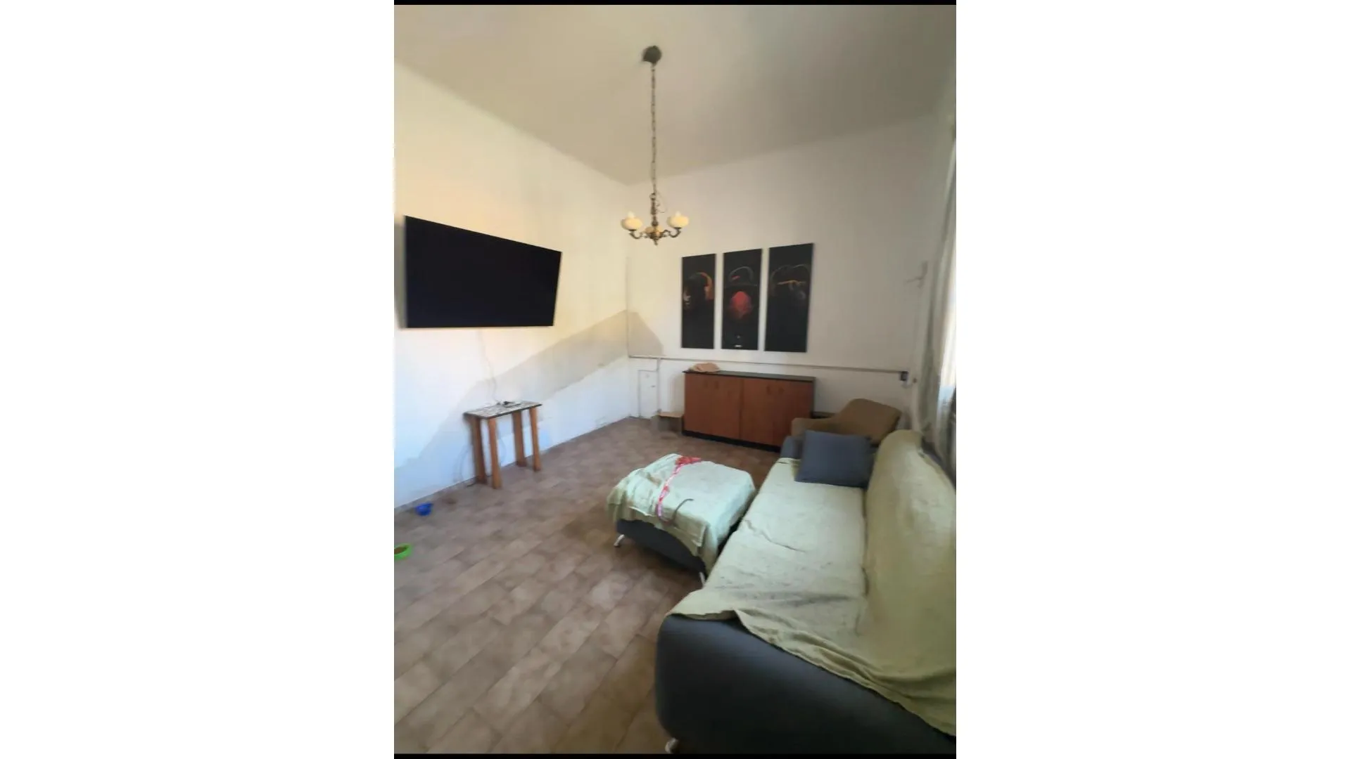Casa de 3 Dorm. Amplios en Planta Baja Calle Campillo