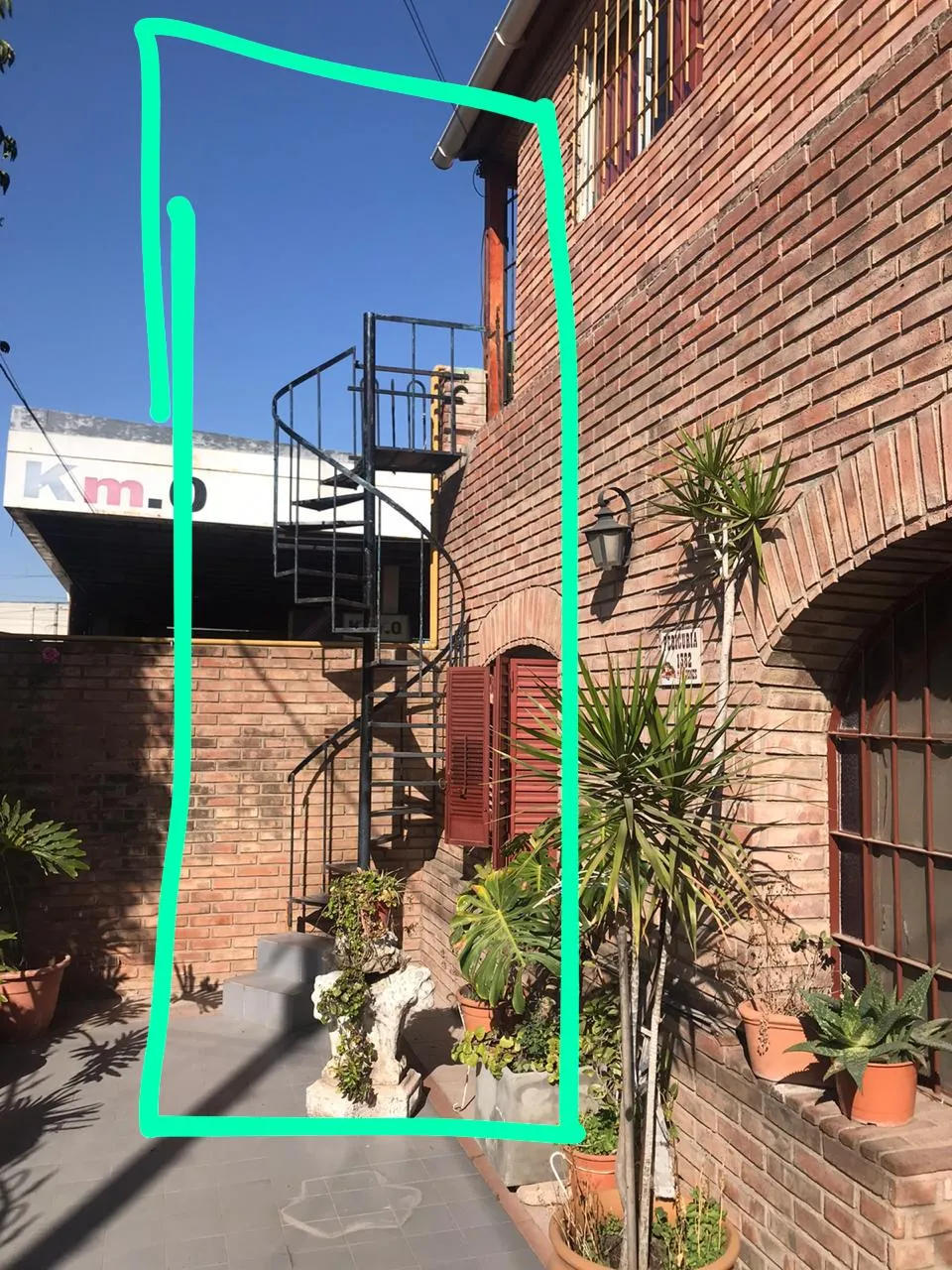 ALQUILO DEPARTAMENTO PEQUEÑO DE 1 DORMITORIO! EN JULIO ROCA AL 1050 (SOBRE MISIONES) $300.000 FINALES!