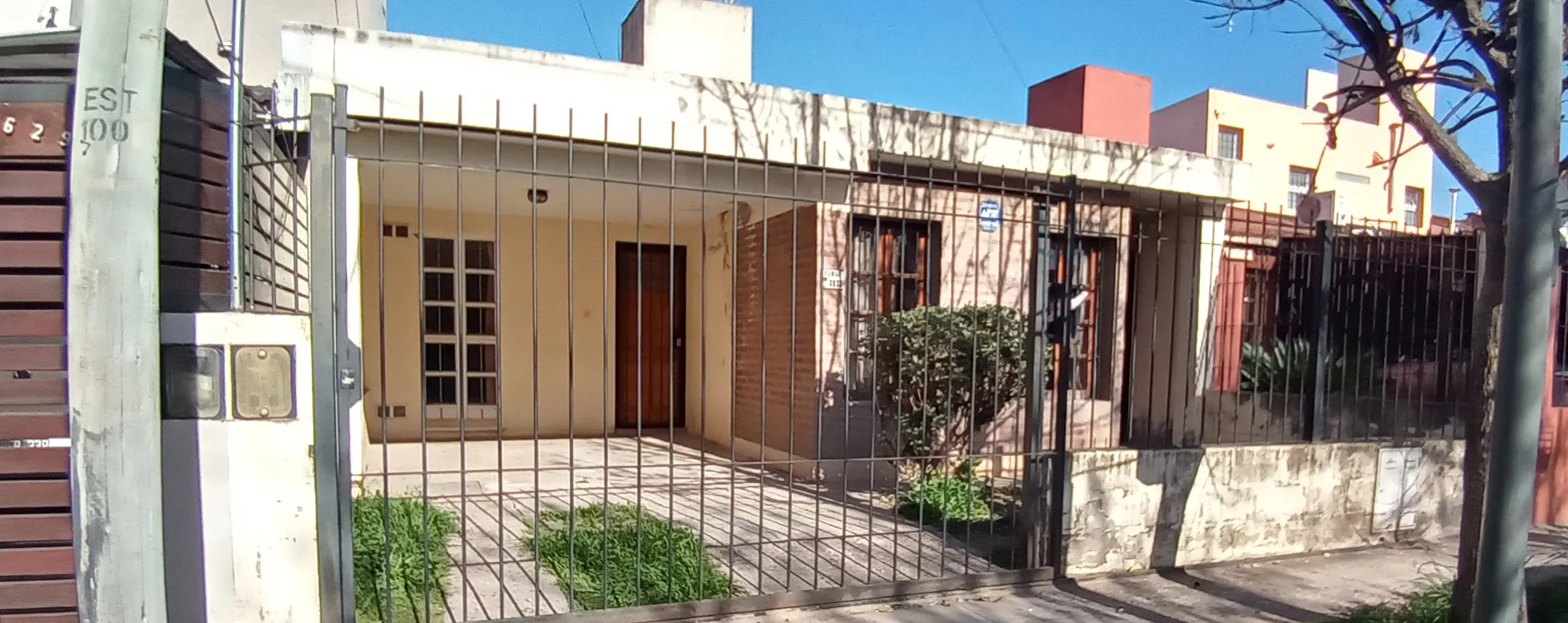 SE ALQUILA CASA EN SOLARES DE ARGUELLO