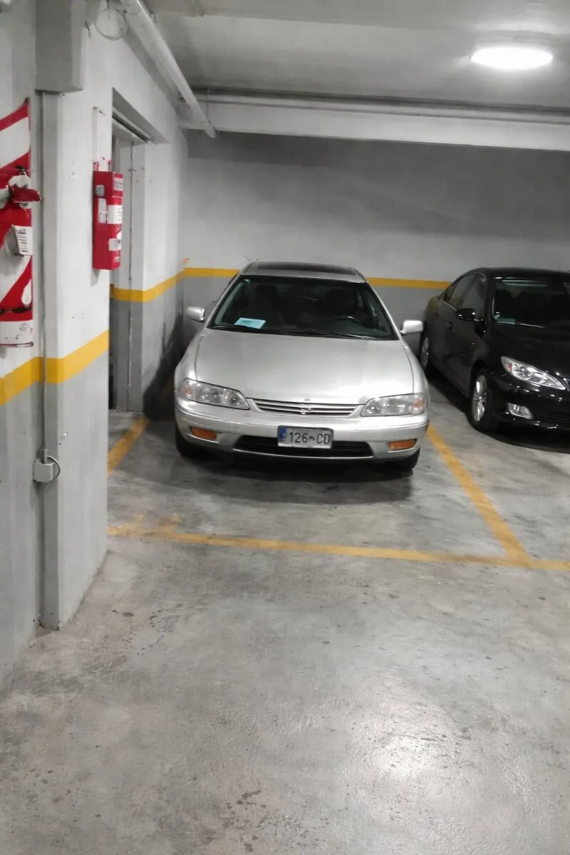 Cochera Fija I Techada en Villa del Parque