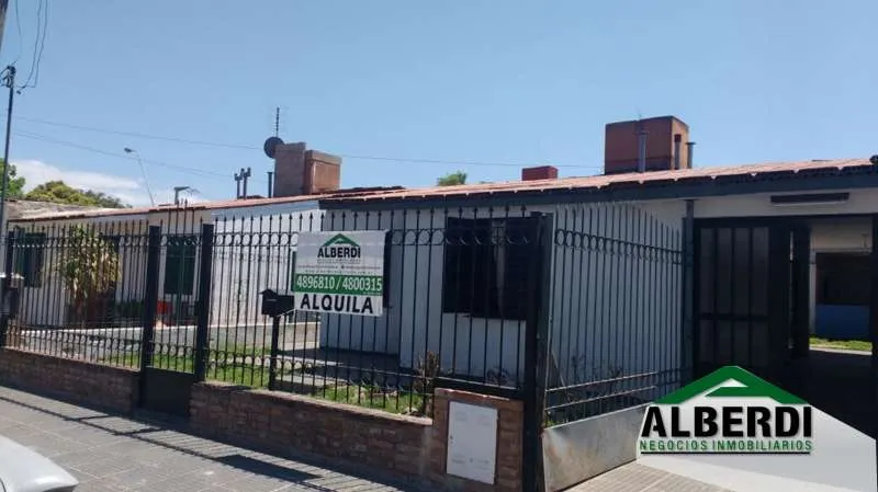 AMPLIA CASA EN ALQUILER AMPL. LAS PALMAS A METROS AV. SANTA ANA