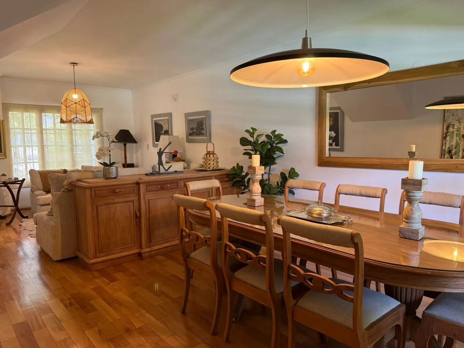 CASA EN VENTA EN URCA IMPECABLE ESTADO