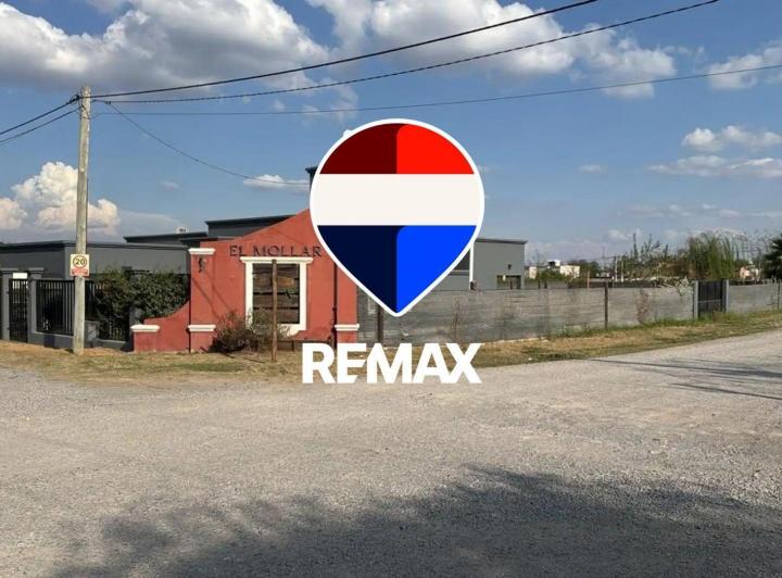 Terreno · 734m²