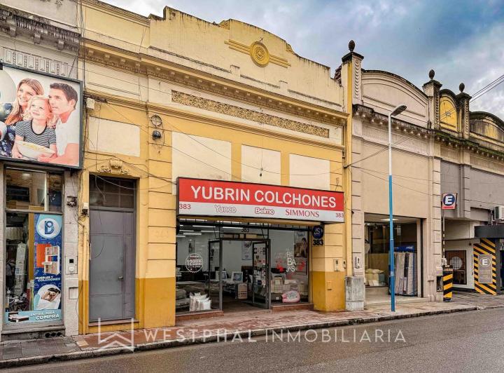 Local comercial · 366m² · 4 Ambientes