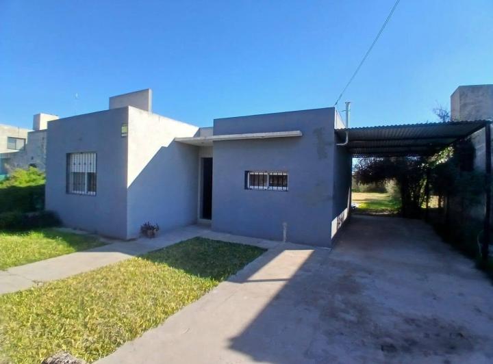 Casa · 90m² · 5 Ambientes · 1 Cochera