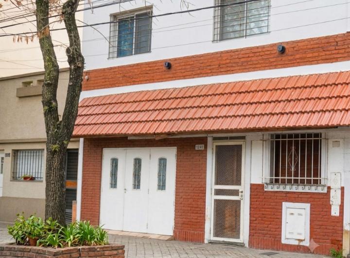 Casa · 120m² · 5 Ambientes · 1 Cochera