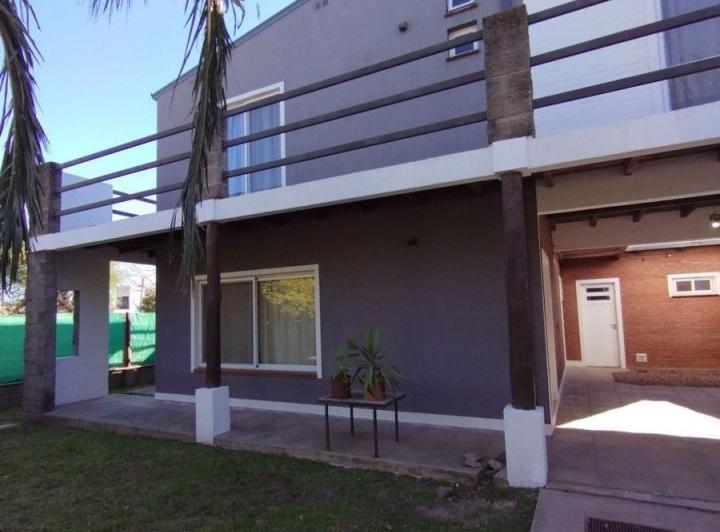 Casa · 136m² · 4 Ambientes · 1 Cochera