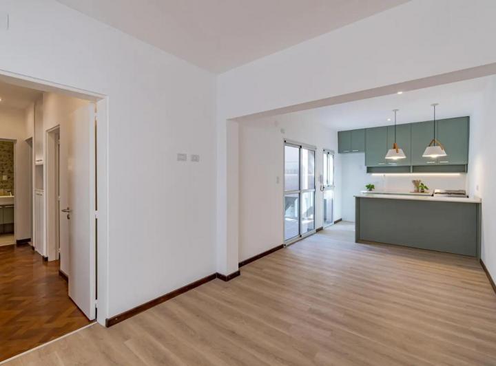 Casa · 70m² · 5 Ambientes · 1 Cochera
