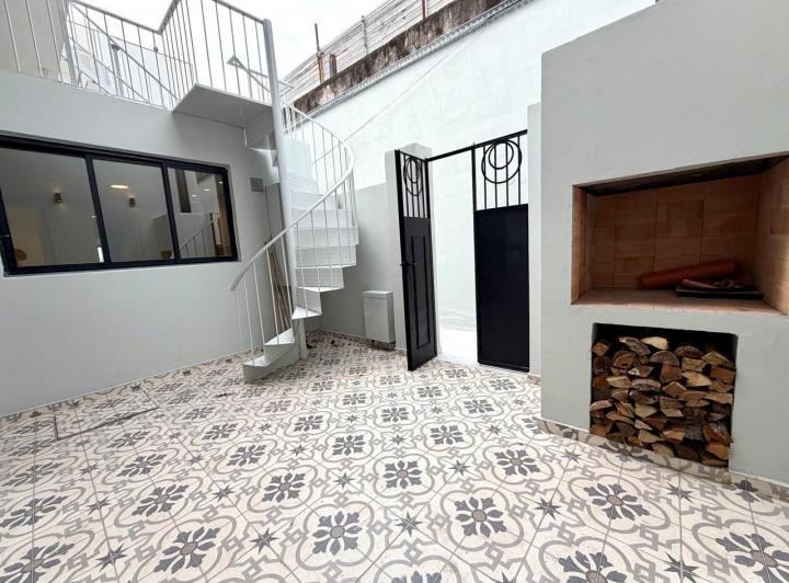 Casa · 82m² · 5 Ambientes