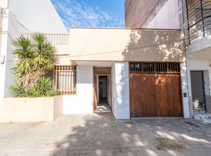 Casa · 183m² · 4 Ambientes · 1 Cochera