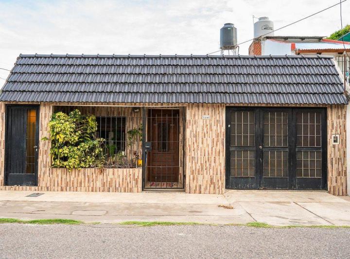 Casa · 106m² · 3 Ambientes · 1 Cochera