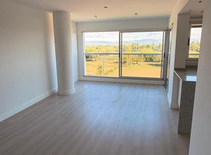 Departamento · 70m² · 2 Ambientes · 1 Cochera