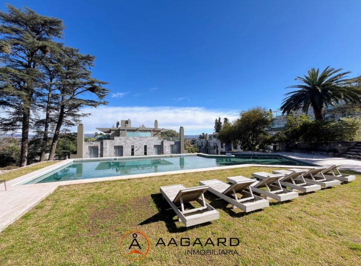 Departamento · 190m² · 4 Ambientes · 2 Cocheras