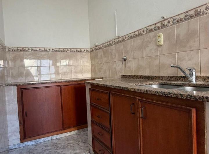 Casa · 125m² · 4 Ambientes · 1 Cochera