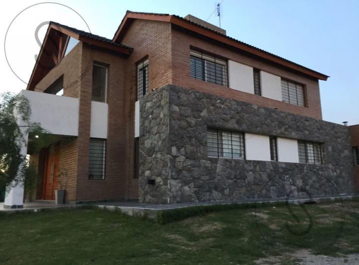 Casa · 406m² · 5 Ambientes