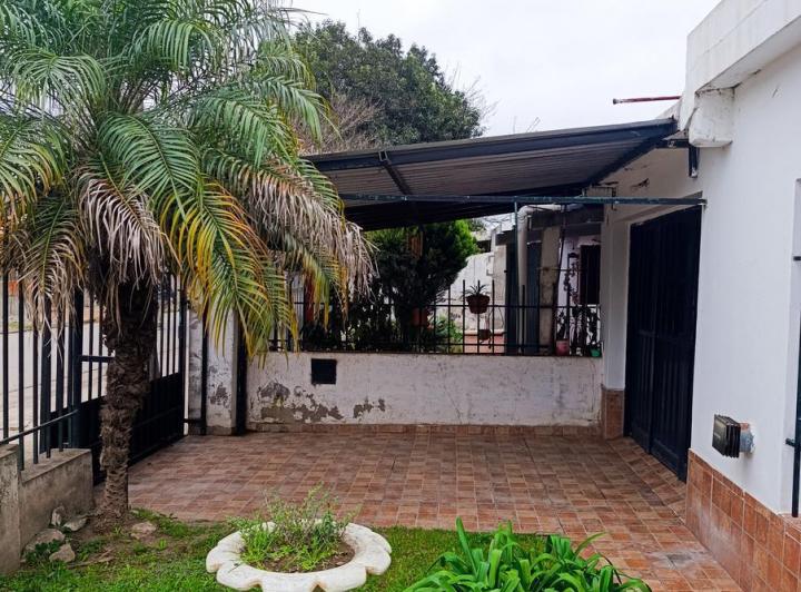 Casa · 105m² · 4 Ambientes · 1 Cochera