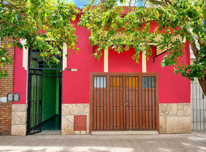 Casa · 73m² · 6 Ambientes · 1 Cochera