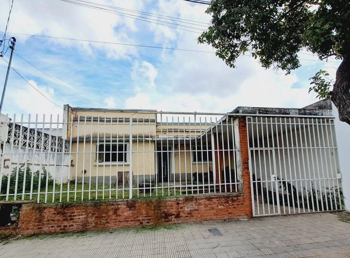 Casa · 133m² · 5 Ambientes · 1 Cochera