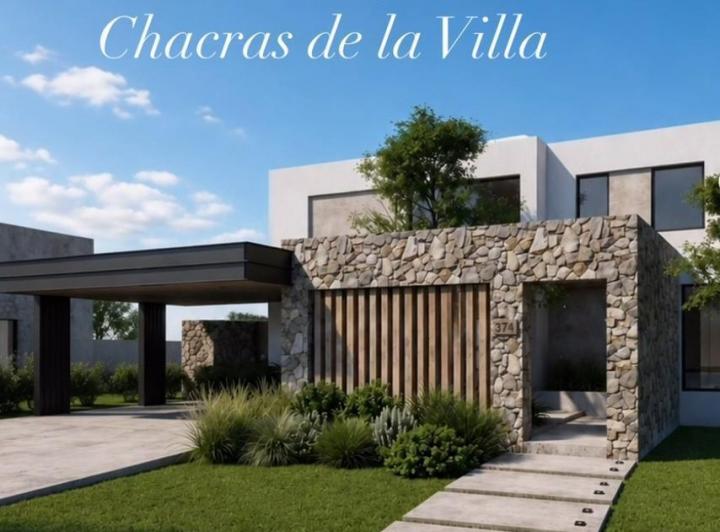 Casa · 355m² · 8 Ambientes · 3 Cocheras
