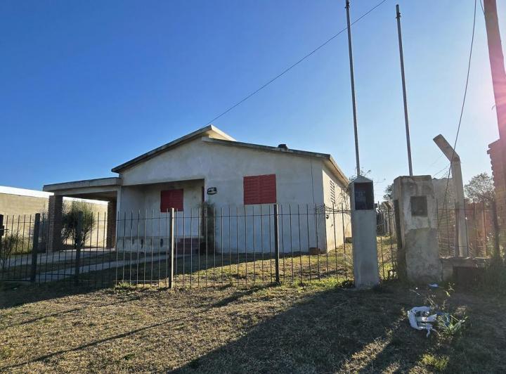 Casa · 180m² · 10 Ambientes · 2 Cocheras