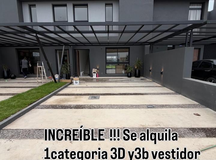 Casa · 165m² · 6 Ambientes · 2 Cocheras