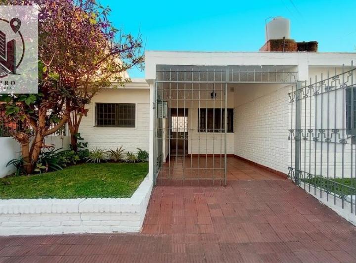 Casa · 113m² · 3 Ambientes · 1 Cochera