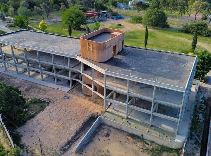 Local comercial · 77m²