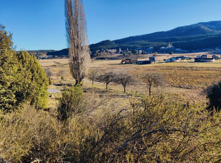 Terreno · 2000m² · 1 Cochera