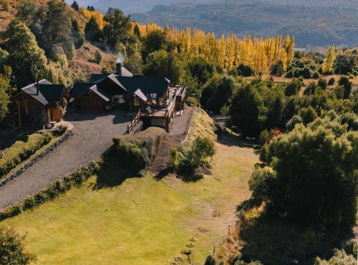 Terreno · 716m²