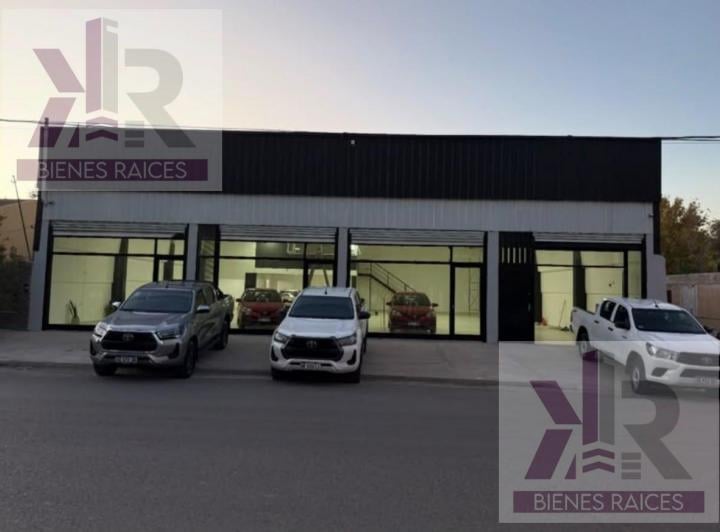 Local comercial · 440m²